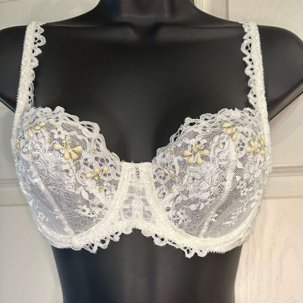 Victoria’s Secret white lace bra with beading